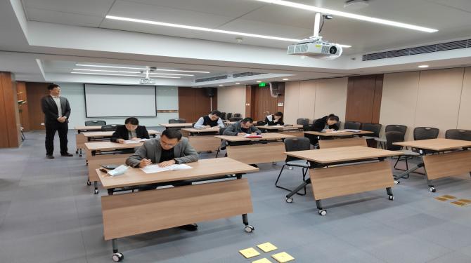 紀(jì)檢監(jiān)察室對(duì)擬任干部開(kāi)展任前廉政法規(guī)測(cè)試